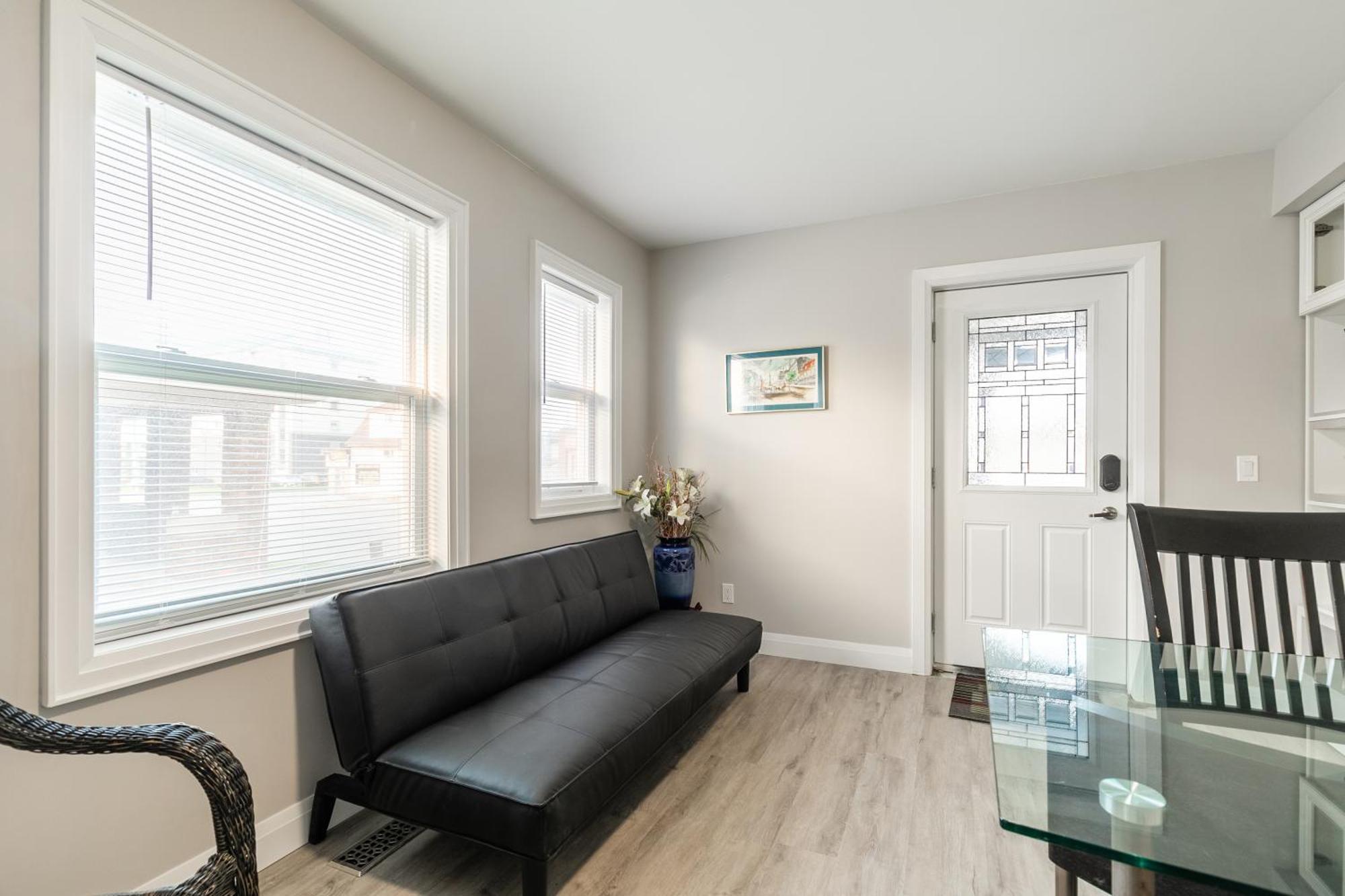 Villa Beautiful Renovated 3 Mins Drive To Fall